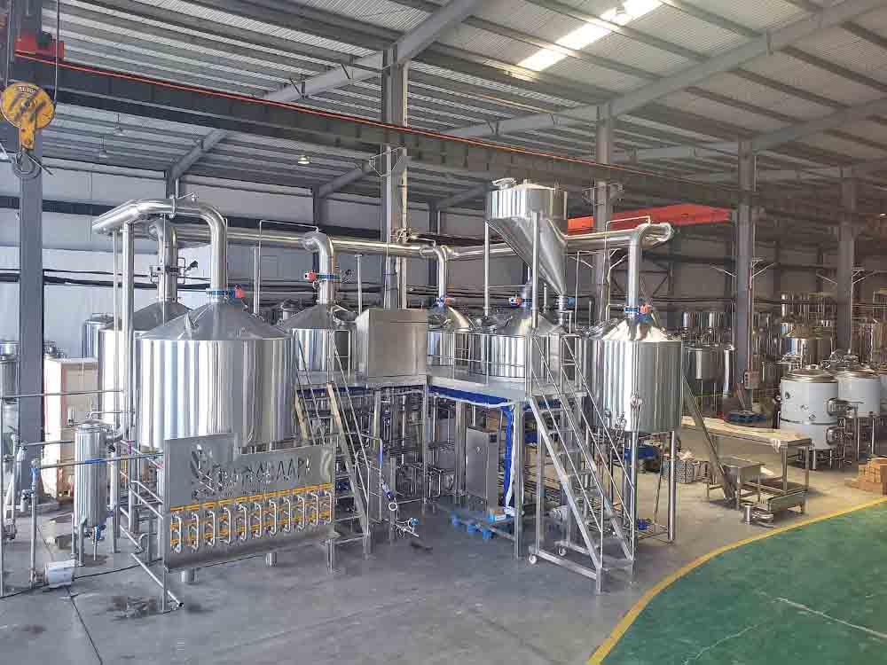 <b>THINGS TO CONSIDER WHEN CHOOSING YOUR BREWERY EQUIPMENT</b>